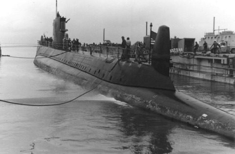 USS DARTER (SS-576) Deployments & History